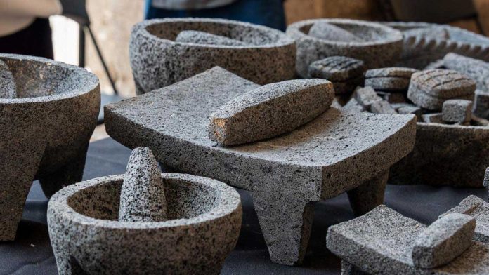 MOLCAJET