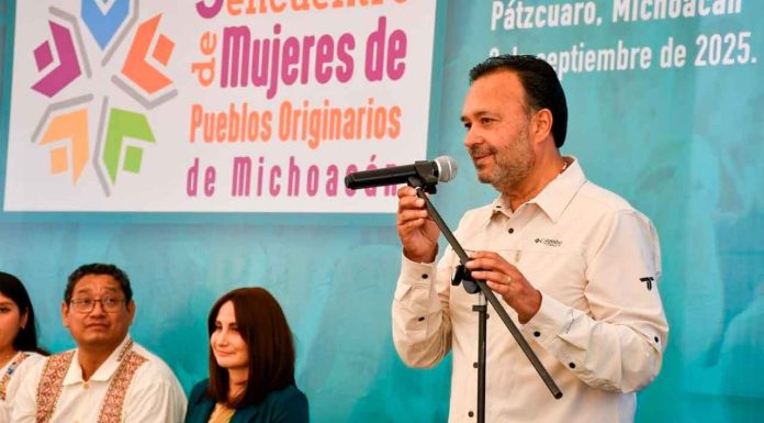 Julio Arreola Refrenda su Compromiso con las Mujeres Indígenas