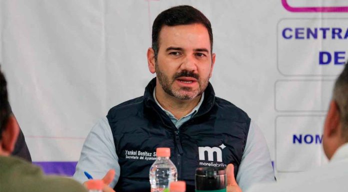 Yankel Benítez estrecha comunicación con directiva del Mercado de Abastos