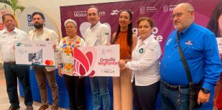 Entregan tarjetas Orgullo Migrante y visas a familias de la región
