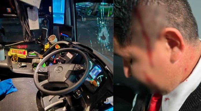 Apedrean autobús durante intento de asalto, en Buenavista Tomatlán