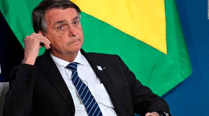 Ex presidente de Brasil Jair Bolsonaro es condenado a 27 años por intento de golpe de Estado contra Lula Foto: CNN en Español