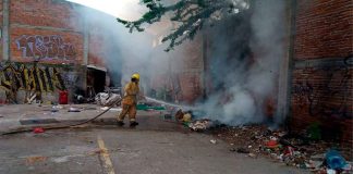 Se incendia bodega abandonada en la colonia Vista Bella de Apatzingán
