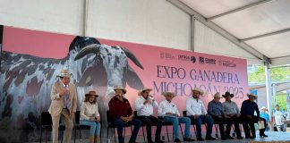 Charo recibe la Expo Ganadera