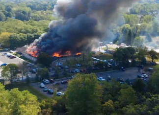 #VIDEO || Tiroteo e incendio en iglesia de Michigan deja al menos un muerto y varios heridos