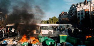 #VIDEO || Francia en llamas mientras el pueblo se levanta contra las políticas económicas
