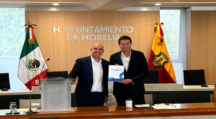 Presenta Adolfo Torres avances a un año de su llegada al OOAPAS