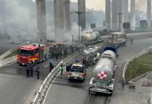 Exceso de velocidad habría causado volcadura de pipa en Iztapalapa; FGJ descarta bache