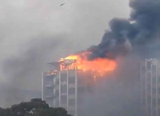 #VIDEO || ¡Caos en Nepal! Incendian el medio más grande por difundir “fake news” durante protestas