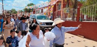 Así se celebran las bodas en los ranchos… hasta para los colados