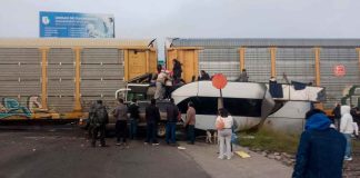 #VIDEO||Tragedia en Atlacomulco: tren arrolla autobús, hay 8 mu3rt0s y 45 her1d0s