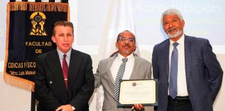 Licenciatura en Ciencias Físico Matemáticas obtiene reacreditación; garantiza la formación de profesionales calificados