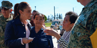 Sheinbaum supervisa atención a afectados por lluvias en Puebla