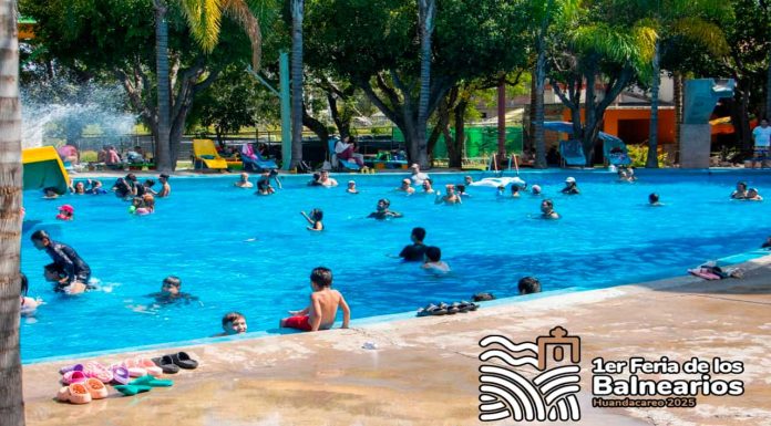 Alexis Velázquez destaca éxito turístico en el segundo día de la 1er Feria de los Balnearios en Huandacareo