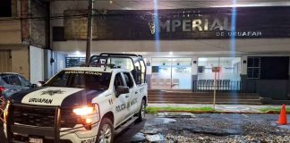 Delincuentes ejecutan a un hombre y se enfrentan contra policías; hay dos oficiales heridos, en Uruapan