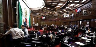 Migrantes con estudios universitarios podrán ser integrados al sector productivo, define 76 Legislatura