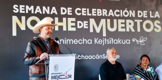 Julio Arreola impulsa la preservación de la Noche de Ánimas en la región lacustre