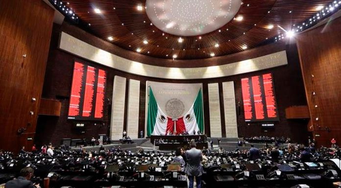 Senado aprueba en lo general reforma a la Ley de Amparo en México