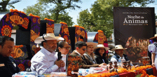 Julio Arreola presenta la Noche de Ánimas 2025 en Pátzcuaro