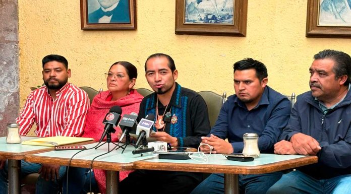 Exigen habitantes de la comunidad de Aranza al TEEM respete la autonomía de su autogobierno