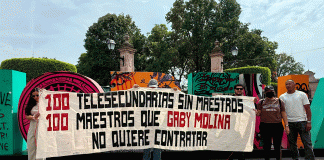 Licenciados en telesecundaria exigen la asignación de plazas tras superar proceso de USICAMM