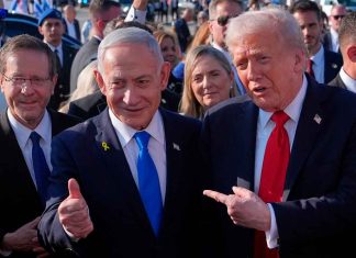 Trump pide indulto para Netanyahu en su juicio por corrupción