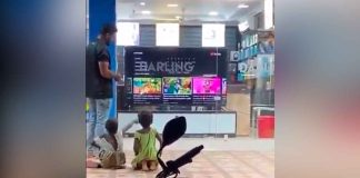 #VIDEO || Pequeños momentos de alegría: en esta tienda, los niños de la calle eligen qué ver en la tele