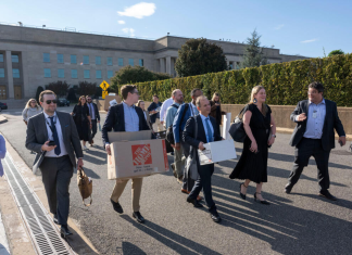 Periodistas del pentágono rechazan nuevas reglas