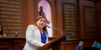 Propone Belinda Iturbide visibilizar a los trabajadores del Congreso de Michoacán