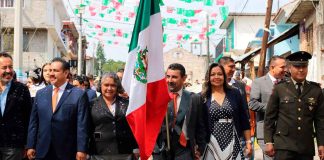 Charo celebra el CCXV Aniversario del Encuentro de Hidalgo y Morelos con desfile cívico-militar