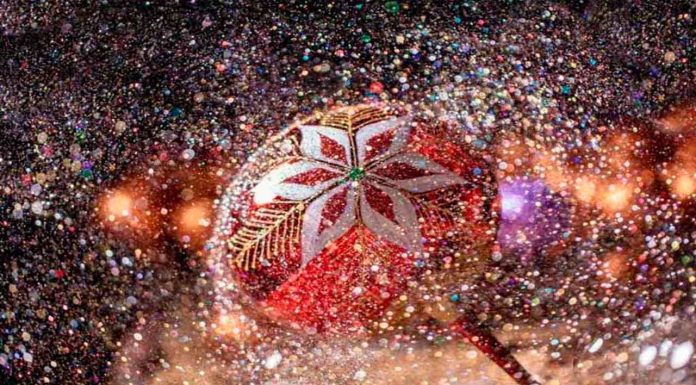 La magia de la Navidad se vive en Tlalpujahua con la Feria de la Esfera 2025