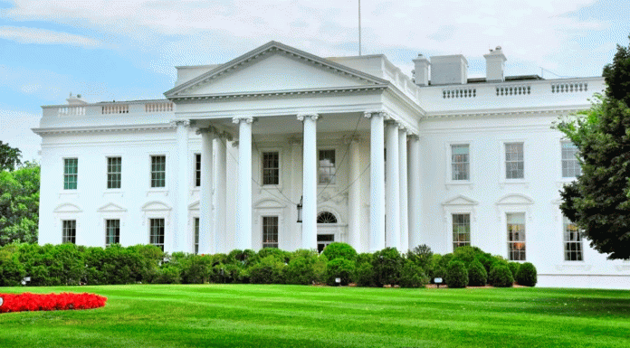 La Casa Blanca restringe acceso de periodistas sin cita previa: justifica protección de información sensible