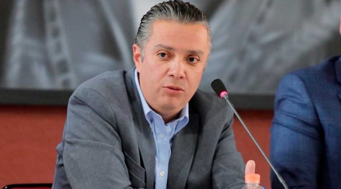 “En este gobierno damos la cara y cumplimos”, asegura Luis Navarro