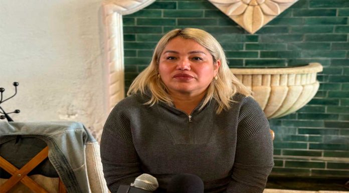 ¡Asesino extraditable amenaza la vida de familia!