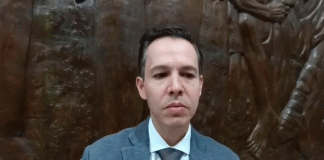 Uruapan opera con déficit financiero: Alfredo Anaya Orozco