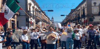 Morelianos salen a las calles a exigir renuncia de Ramírez Bedolla tras asesinato de Carlos Manzo