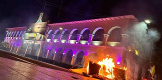 Vinculan a proceso a dos hombres por vandalismo e incendio en el Palacio Municipal de Apatzingán