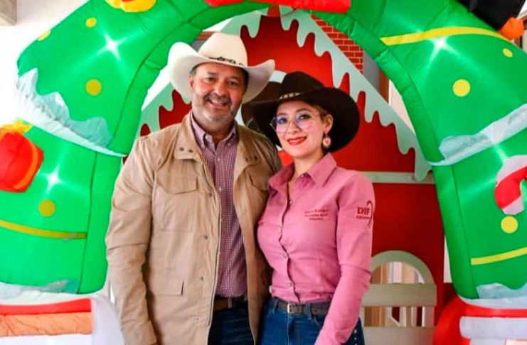 Julio Arreola y Andrea Rodríguez presentan la Caravana Navideña 2025 en Pátzcuaro