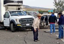 Se registra choque de camionetas, en la carretera Morelia – Salamanca