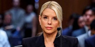 Pam Bondi, fiscal general de EUA, afirma que se cumplirá la ley para publicar archivos del caso Epstein