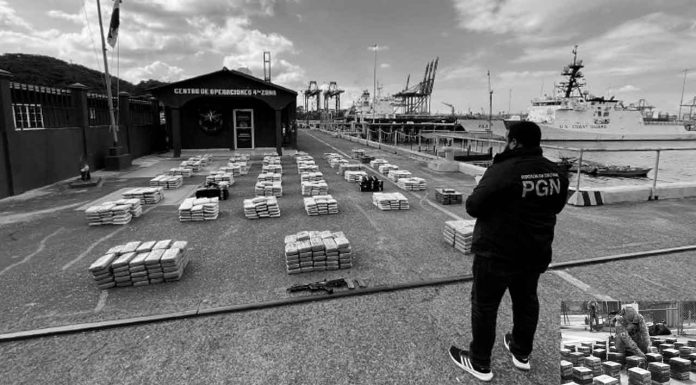 Panamá intercepta barco con 13 mil kilos de droga con destino a México
