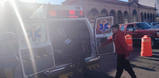 Un lesionado grave y un detenido, tras riña entre franeleros en el Mercado de La Piedad