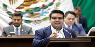 Educación alimentaria en el nivel básico, pilar para la salud pública: Toño Carreño