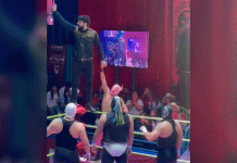 #VIDEO /Diputado Antonio Attolini rinde informe legislativo con espectáculo de lucha libre en Torreón