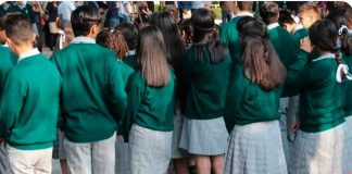 Impulsan igualdad escolar mediante uniformes neutros