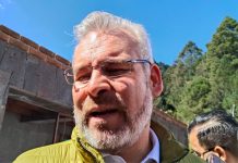 Confirma gobernador de Michoacán que hay un escolta prófugo en caso de Manzo