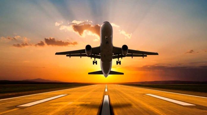 EE. UU. reduce vuelos hasta 10 % en 40 aeropuertos por el prolongado cierre del Gobierno| Internacional