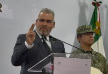 “No nos vayamos con el Facebook”: Bedolla pide prudencia ante rumores por asesinato de Carlos Manzo