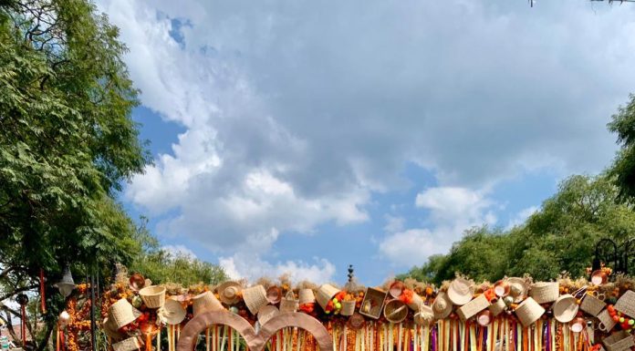 Entre luces, copal y tradición… Santa Clara del Cobre volvió a enamorar en el Festival de las Ánimas: Dayana Pérez