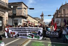 Colectivos se manifiestan en Morelia para exigir paz